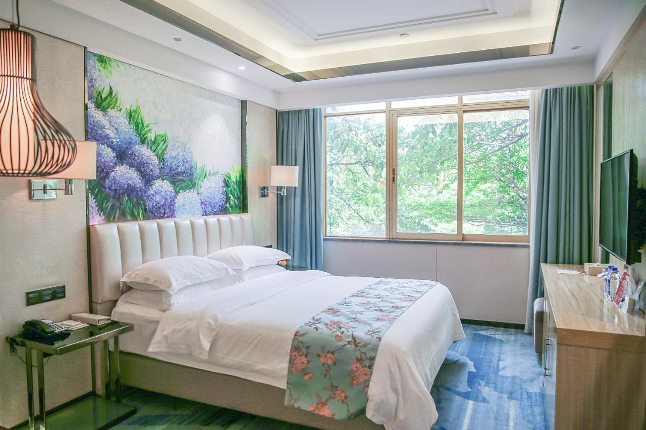 Hotel Ramada Shenzhen Baoan Exteriér fotografie